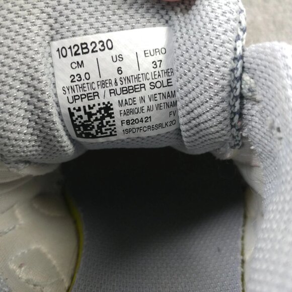 Asics Gel-Venture 8 Womens Size 6 Running Shoes Low Top Sneakers Gray 1012B - Picture 3 of 11